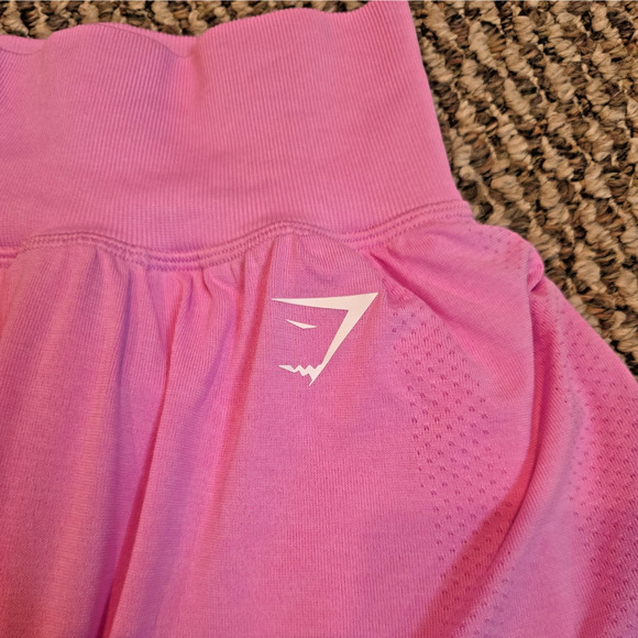 Gymshark Women’s Vital Seamless 2-in-1 Shorts Pink Size S Athletic Workout Gym - Picture 3 of 5